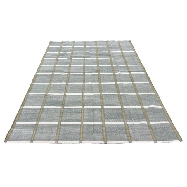 Casa Cosima Handmade Cotton Vegetable Dyed Rug, Gray, White and Olive Green Windowpane Checked Dhurrie-6'x9' For Sale - Image 4 of 11