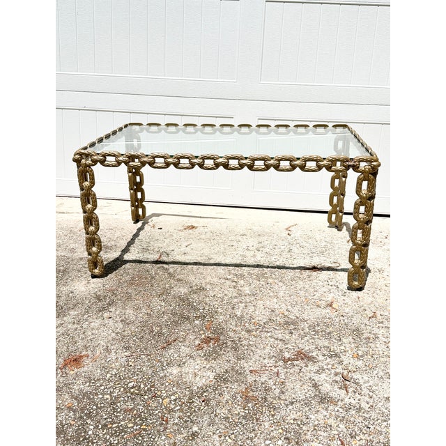 Metal Mid-Century Modern Feathered Interlocking Chain Link Coffee Table in Gold Finish For Sale - Image 7 of 10