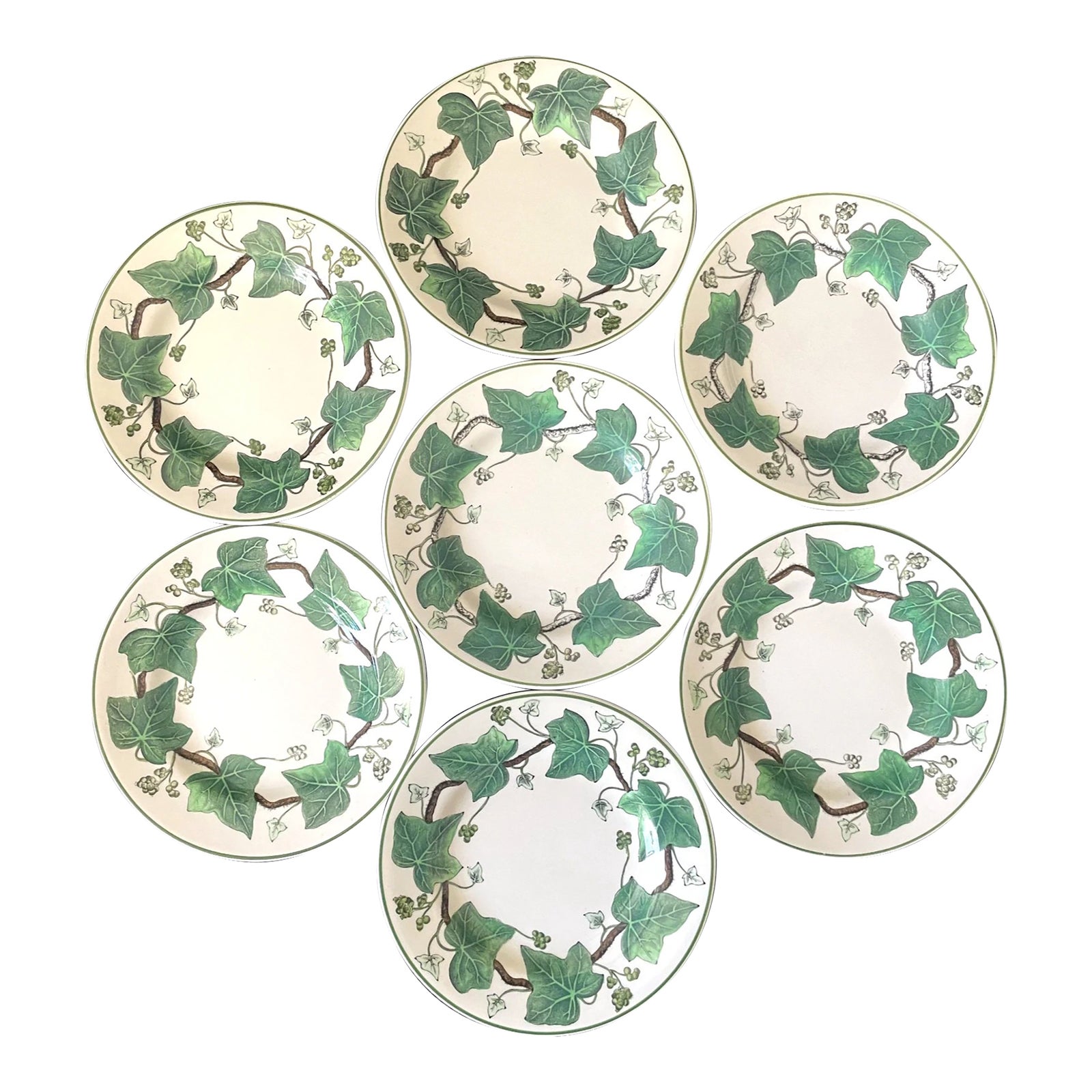  Napoleon Ivy 皿 3枚セット 1940s Wedgewood Napoleon Ivy Set of 7 Small Plates | Chairish
