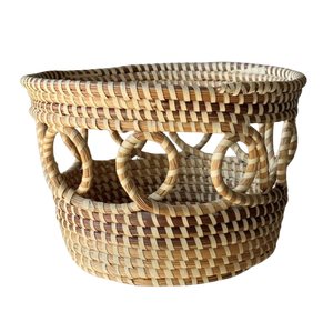 Late 20th-Century Sweetgrass Gullah-Style O-Looped Cachepot Basket