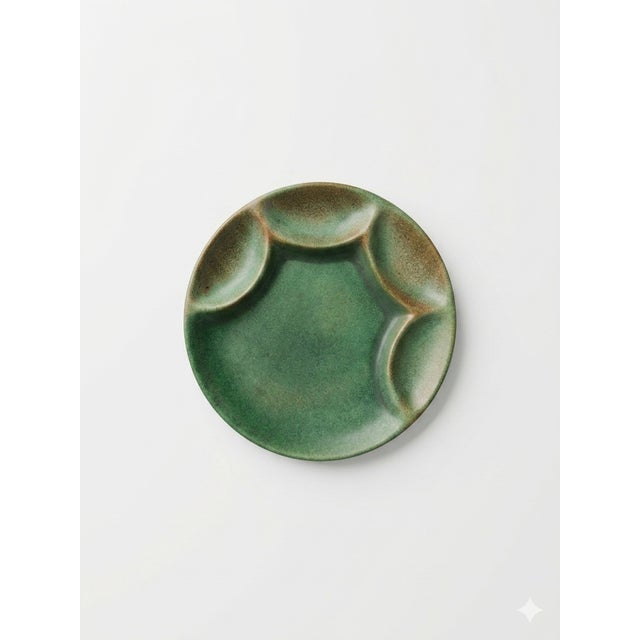 Jordi Aguadé i Clos (Barcelona, ​​1925 – May 22, 2021) was a Catalan ceramist.[1] A reference in contemporary Catalan...