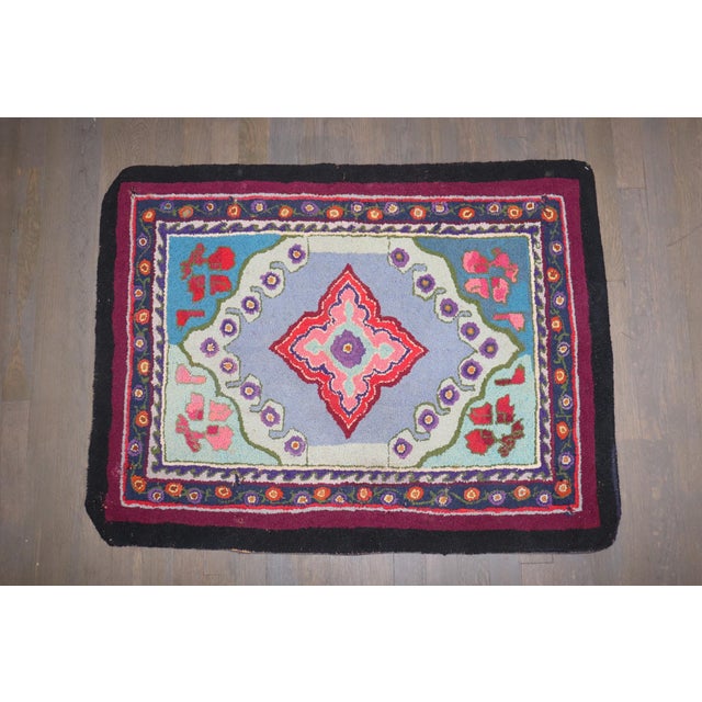 Early 20th Century American Hooked Rug - 2'6" x 3'3" For Sale - Image 4 of 7