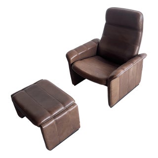 Set of Leather DS50 Armchair and Ottoman from de Sede, 1970s For Sale