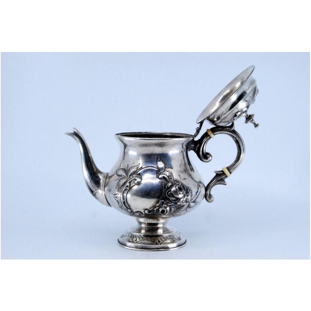 Metal Coffee Pot in Embossed Silver with Floral Motifs and Knob on the Lid For Sale - Image 7 of 10