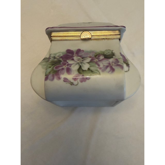 Late 19th Century Hand-Painted Porcelain Trinket Box With Violets and Gilt Metal Hinge. For Sale In Jacksonville, FL - Image 6 of 8