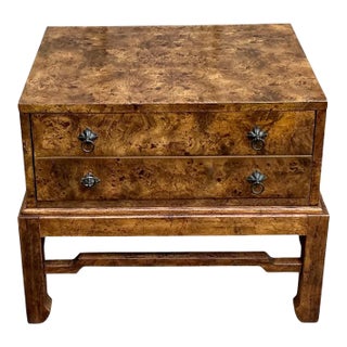 1970s American of Martinsville Burl Ming Style Side Table / Box on Stand For Sale