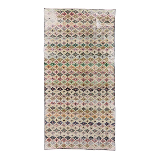 Vintage Turkish Sivas Rug, 04'07 X 09'00 For Sale