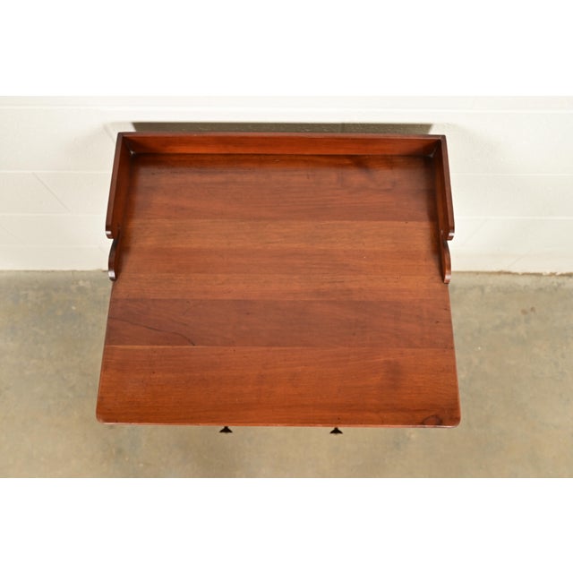 Davis Cabinet Co. American Colonial Carved Solid Cherry Wood Nightstand, Circa 1960s For Sale - Image 11 of 14