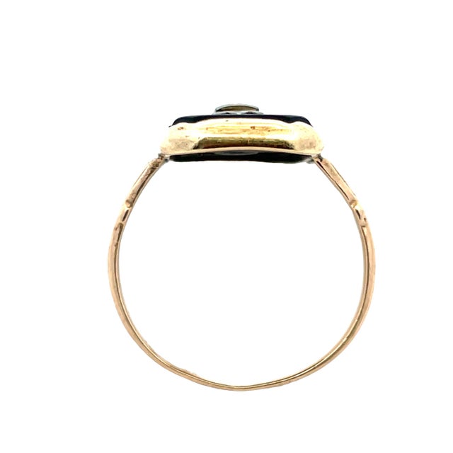 Vintage Solid Yellow Gold Onyx & Natural Diamond Ring, Size 6.5 For Sale In New York - Image 6 of 8