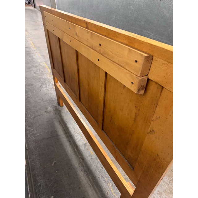2000 - 2009 Queen Size Bausman & Company Country English Headboard For Sale - Image 5 of 12