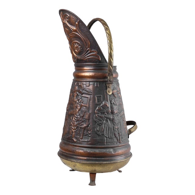Copper Umbrella Stand with Hammered Relief, 1890s For Sale