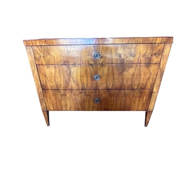 18th Century Neoclassical Italian Elm Chest of Drawers For Sale - Image 14 of 15