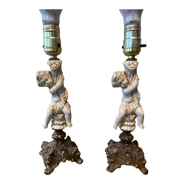 Vintage Mid-Century Hollywood Regency Cherub Lamps - Pair Model Bm313-8 For Sale