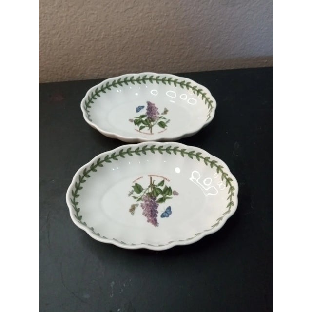 1990s Pair of 1990s Portmeirion Botanic Garden Oval Scalloped Dish For Sale - Image 5 of 6