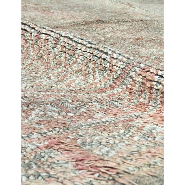 Textile 1980s Handmade Faded Berber Wool Rug - 10 X 6.4 Ft For Sale - Image 7 of 9