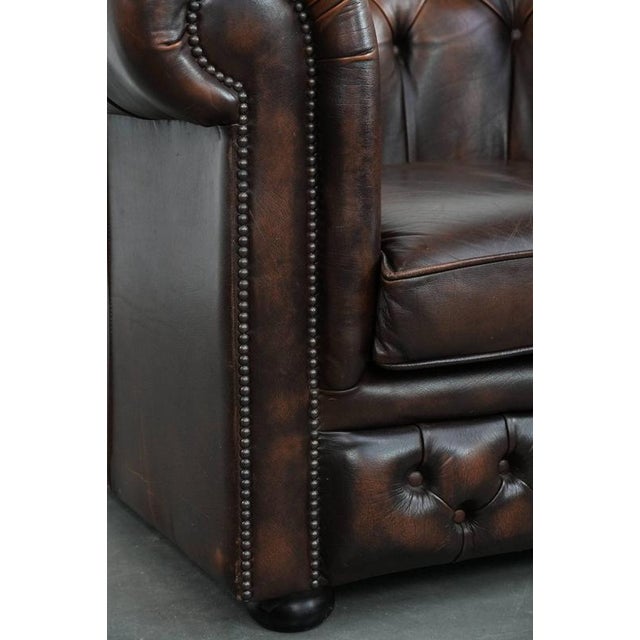 English Style Brown Cowhide Chesterfield Armchair For Sale - Image 13 of 17