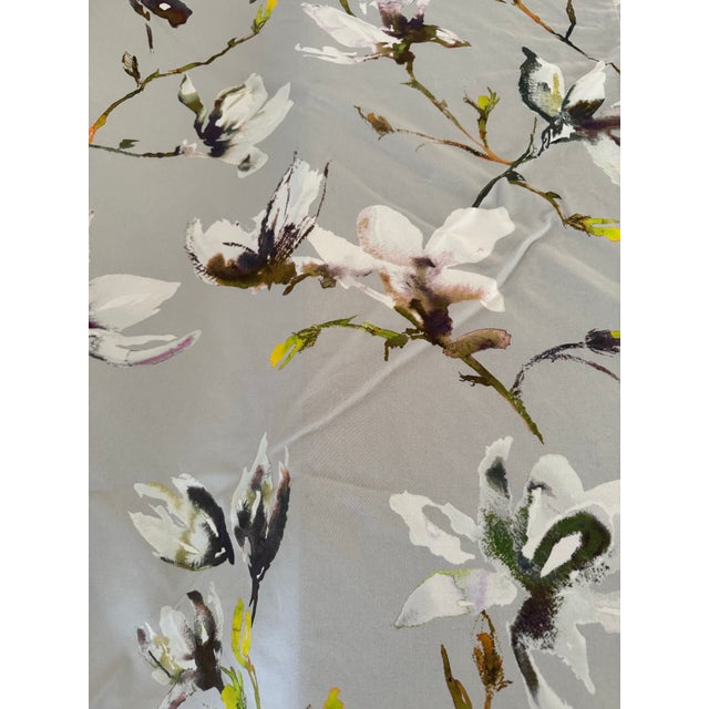 2020s Beautiful Romo Magnolia Print Custom Oval/Round Tablecloth For Sale - Image 5 of 12