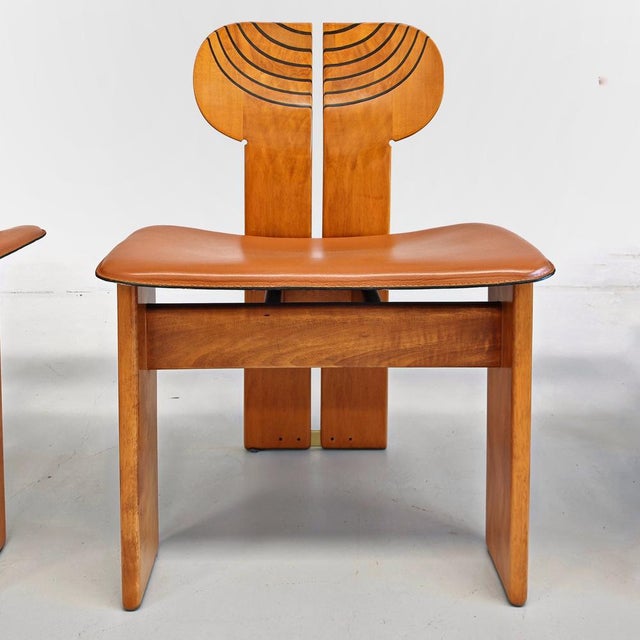 Artona Series Africa Chairs in Light Walnut and Leather by Afra and Tobia Scarpa for Maxalto, 1970s, Set of 4 For Sale - Image 16 of 18