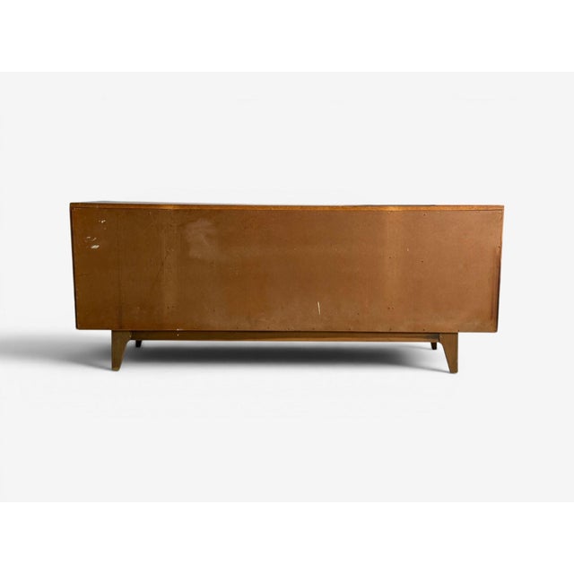 Young Manufacturing, Standard Dreser, Walnut, Usa, 1960s For Sale - Image 12 of 12