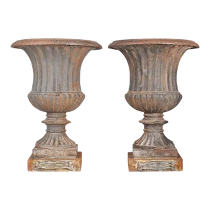 Mid 19th Century Neoclassical Footed Cast Iron Garden Urns by Val d'Osne Foundry, France - Set of 2