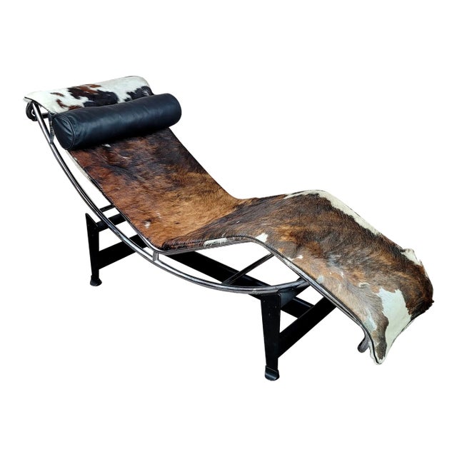 Cassina Lc4 Le Corbusier Chaise Lounge Chair W/ Cow Hyde Leather For Sale