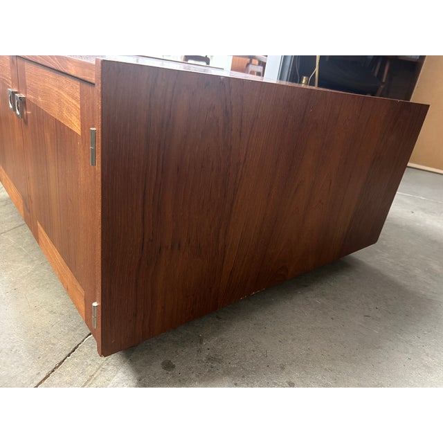 1960s Gorgeous Danish Modern Teak Coffee Table on Casters For Sale - Image 12 of 12