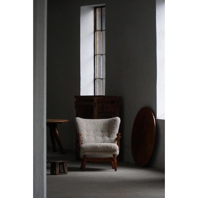Vintage Lounge Chair in Oak and Shearling Lambswool by Viggo Boesen, 1950s For Sale - Image 6 of 18