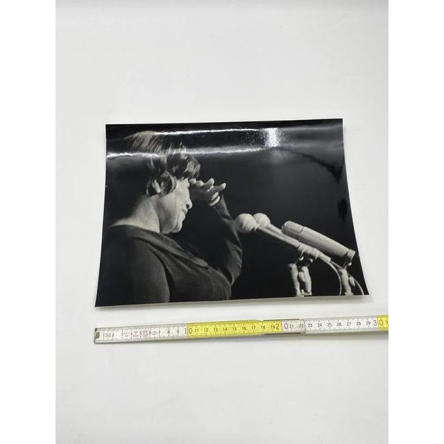 Claus P. Fischer, Ella Fitzgerald Live at the Friedrichstadtpalst in Berlin, 1967, Photograph For Sale - Image 4 of 13