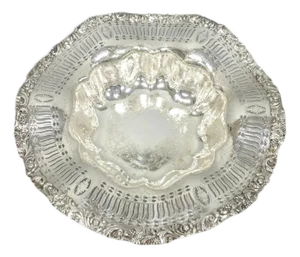 Early 20th Century Webster Wilcox 3236c International Silver Plated Scalloped Centerpiece Bowl