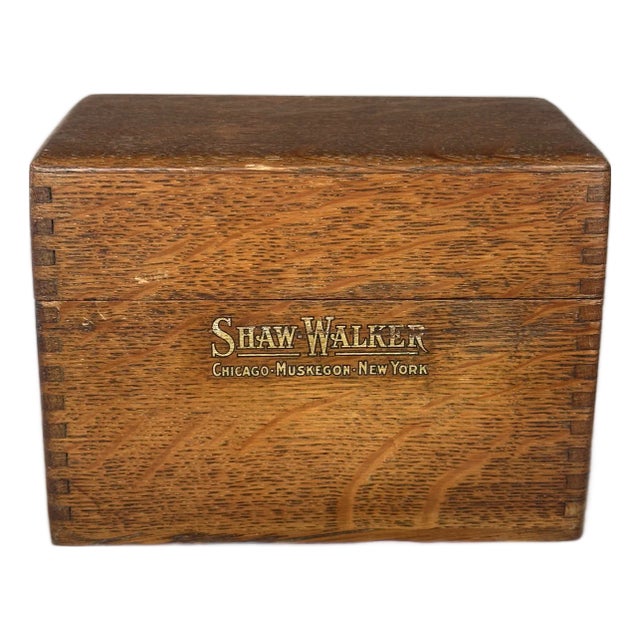 Antique Dovetail Joint Shaw Walker Wood Box For Sale