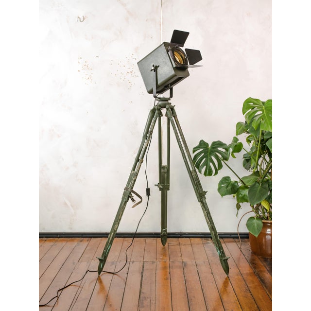 Green Green Fresnel Theatre Spotlight Floor Lamp from Strand Electric, England, 1960s For Sale - Image 8 of 14
