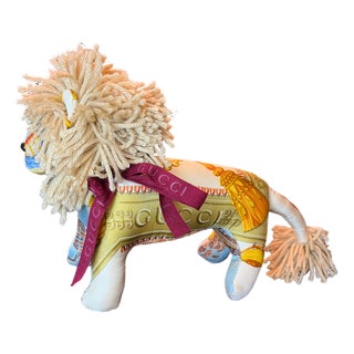 Gucci Tassels Vintage Silk Scarf Courageous Lion For Sale