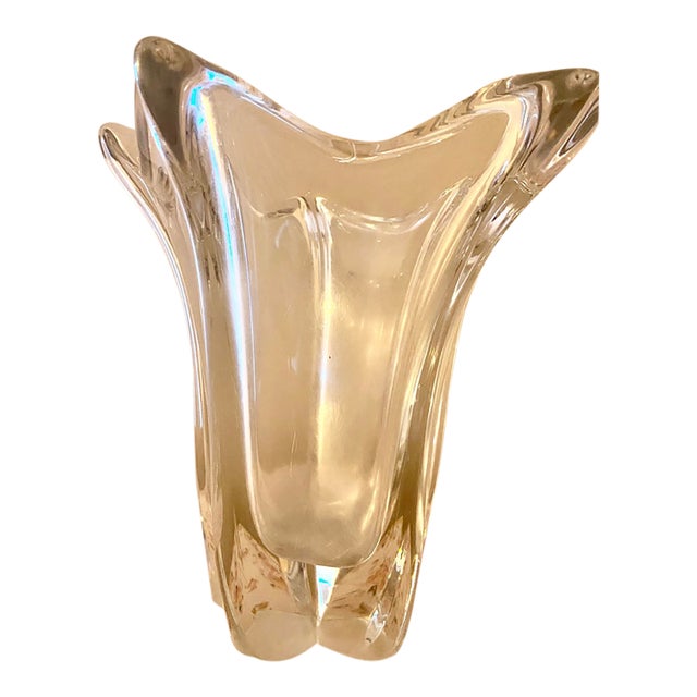 Vintage Daum France Sculpturallarge Crystal Vase – Mid-Century Modern Organic Design For Sale