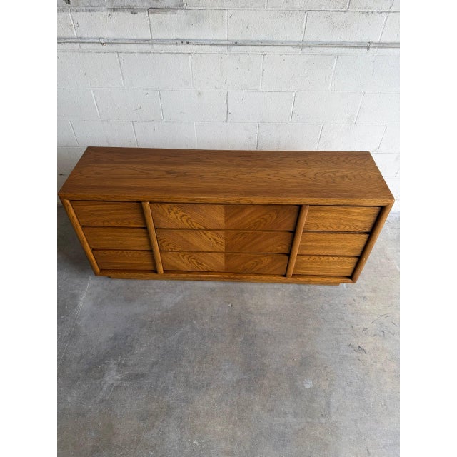 Mid Century Modern Lane Oak Dresser 9 Drawer Geometric Front Low Credenza For Sale - Image 9 of 10