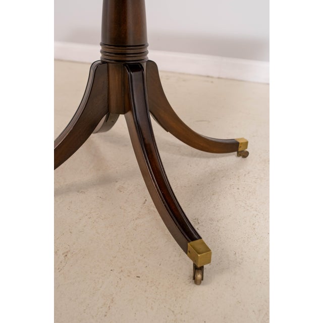 English Square Duncan Phyfe Mahogany Breakfast Table For Sale In Philadelphia - Image 6 of 10