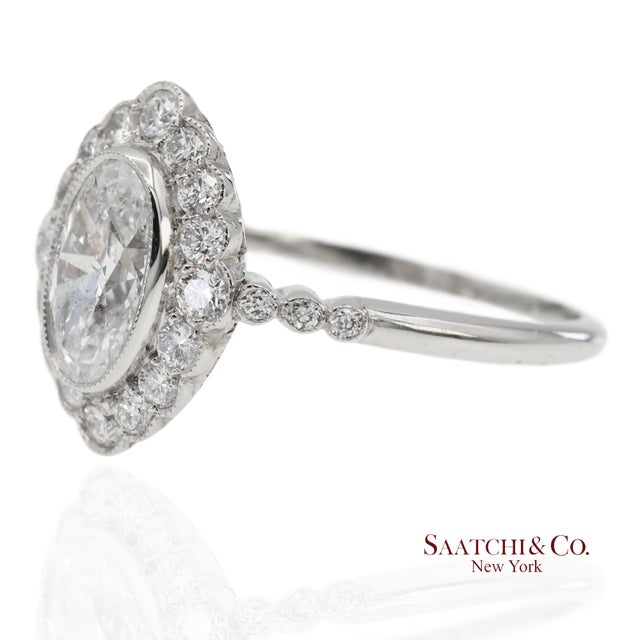 Contemporary Vintage Platinum 900 Natural Diamond Milgrain Oval Shape Engagement Band Ring, Size 7 For Sale - Image 3 of 10
