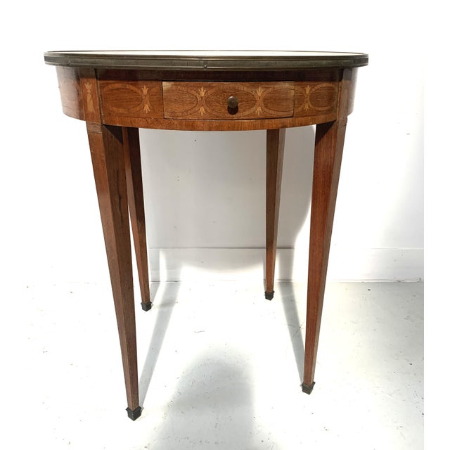 Round Louis XVI Style Side Table in Marquetry Wood, 20th Century For Sale - Image 5 of 9