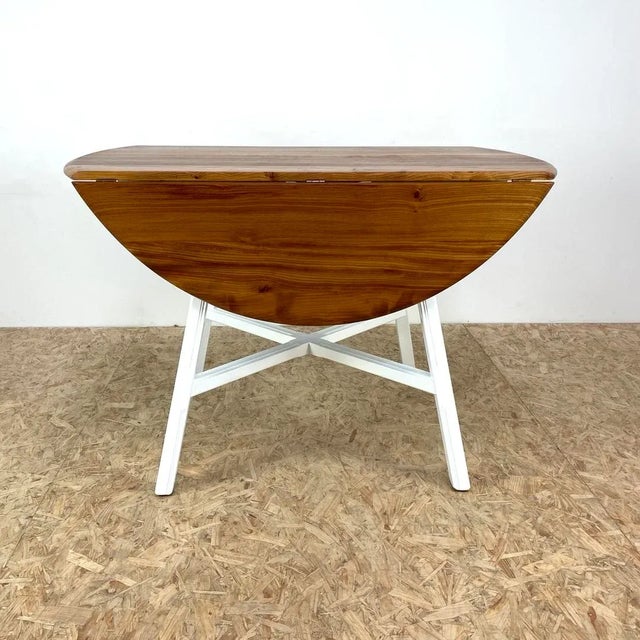 Vintage Dining Table from Ercol For Sale - Image 6 of 8