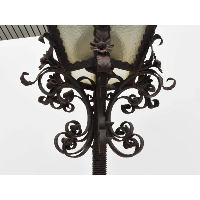 Large Italian Wrought Iron Outdoor Lamppost from Mazzucotelli, Italy, 1910s For Sale - Image 6 of 13