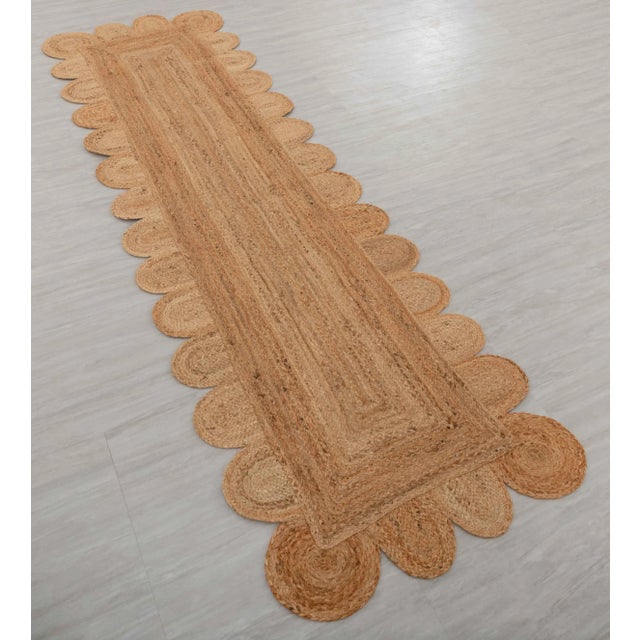 Textile 2.6'x20' Natural Color Jute Scallop Handmade Rug For Sale - Image 7 of 12