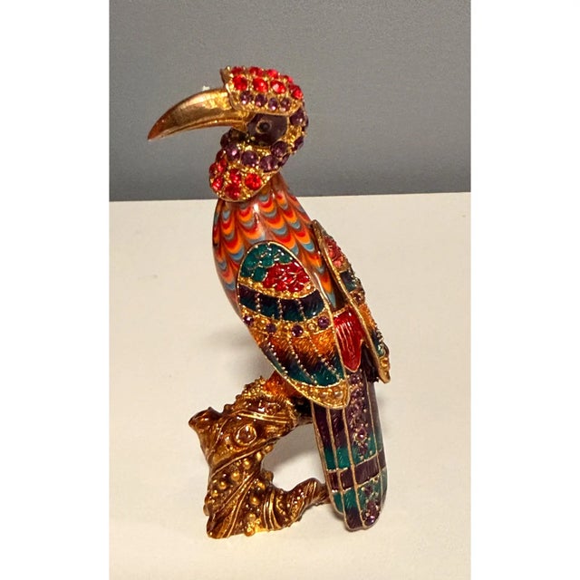 Chinoiserie Rare 2006 Fitz and Floyd Guild Collection Jeweled Cleopatra Bird With Box For Sale - Image 3 of 12
