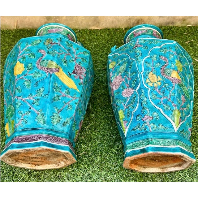 Rare Pair of Chinese Turquoise-Ground Fahua Ware Octagonal Lidded Vases, Ming For Sale - Image 18 of 18