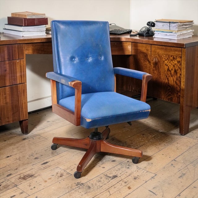 Mid 20th Century Executive Desk Chair by Gunlocke For Sale - Image 11 of 18