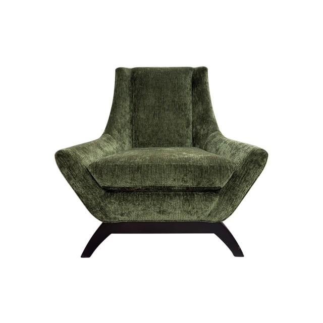 The Precedent Furniture "Jasper" accent chair brings high-impact mid-century modern style to any interior. Its silhouette...