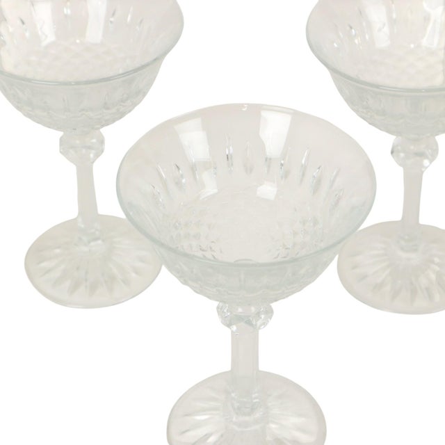 Vintage Regency Fidenza Crystal Champagne Glasses, 1980s, Set of 7 For Sale - Image 16 of 18