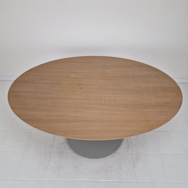 Large Oval Dining Table in Oak by Pierre Paulin for Artifort, 2018 For Sale - Image 6 of 14