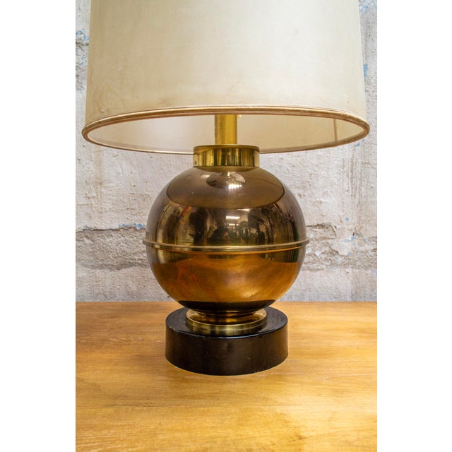 Mid-Century Modern Italian Brass and Enamel Lamp, 1940s For Sale - Image 3 of 5