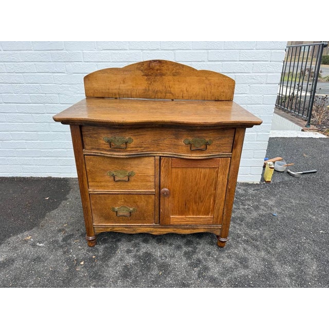 Antique 19th Century Victorian Oak Washstand Cabinet With Knapp Joints For Sale - Image 4 of 16