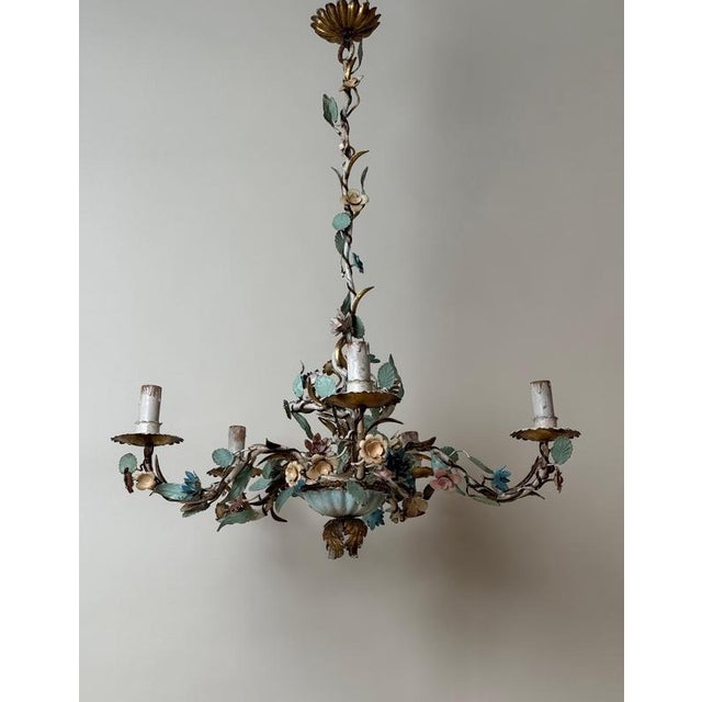 Italian Florentine Tole Flower Chandelier in Gilt Iron, 1950 For Sale - Image 14 of 18