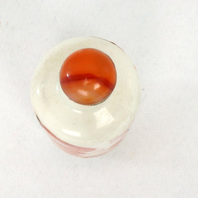 Stone Antique Chinese Porcelain Snuff Bottle With Foo Dog and Agate Lid For Sale - Image 7 of 10